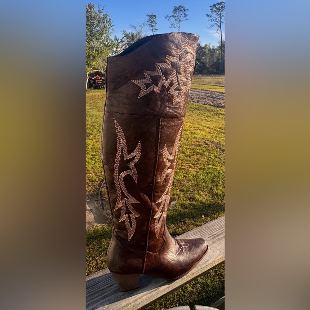 NEW Beautiful chocolate marbled brown over the knee boutique cowgirl boots 😍 - Picture 7 of 9